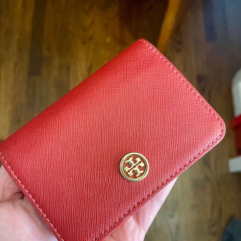 Tory Burch wallet